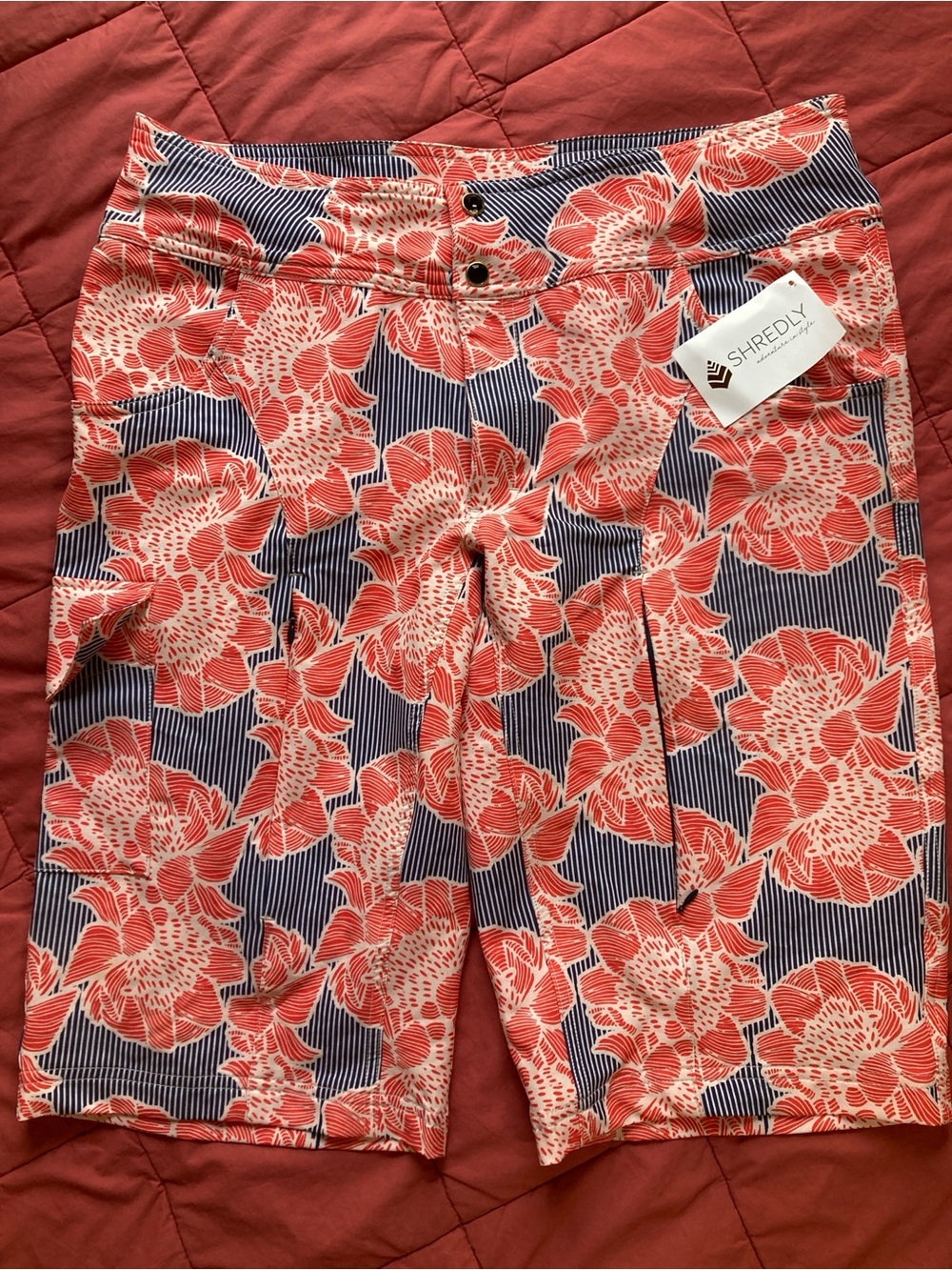 Shredly MTB Long shorts in Nicole print. Size 12.
